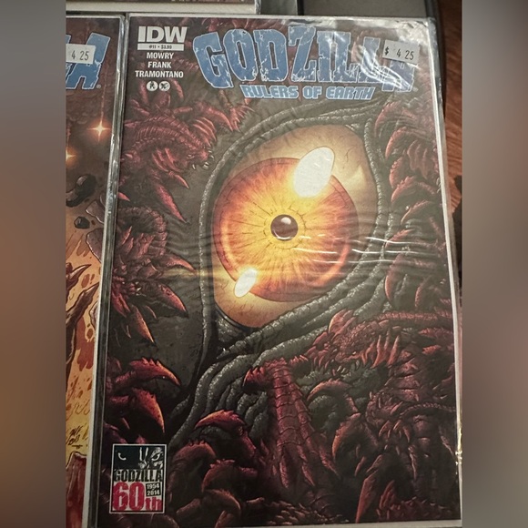 Godzilla Comic Set with Vibrant Covers - Picture 9 of 9